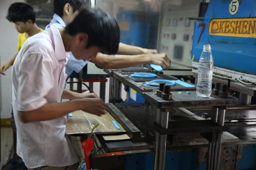 製樣機.jpg 製樣(yàng)機.jpg